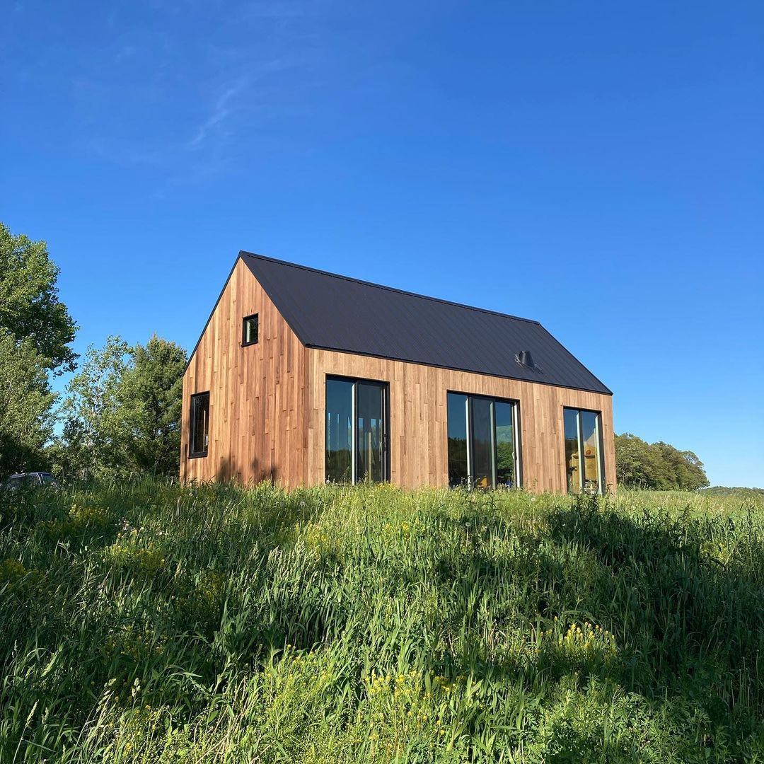 Modern Loft Barnhouse view 2